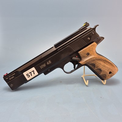 Lot 577 - Airgun-Weihrauch HW45 .177 air pistol serial...