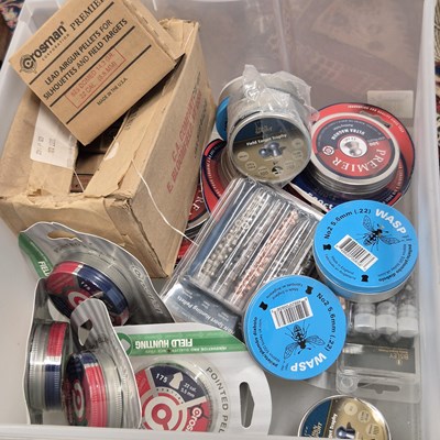 Lot 607 - A large quantity of .22 calibre air gun...