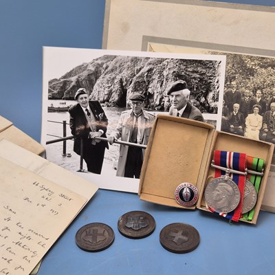 Lot 167 - First World War correspondence relating to...