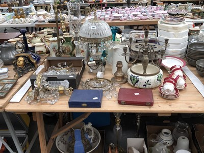 Lot 744 - Glass ceiling baskets, three table lamps, a...