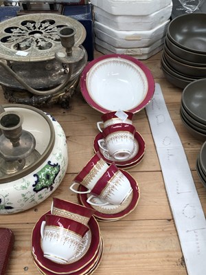 Lot 744 - Glass ceiling baskets, three table lamps, a...