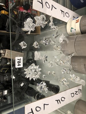 Lot 784 - Twenty-two Swarovski glass animals with 15...