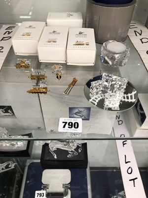Lot 790 - Swarovski locomotives and carriages, to...