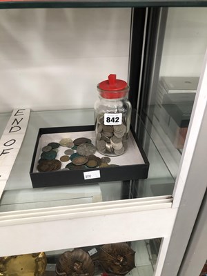 Lot 842 - A jar of sixpences together with other British...