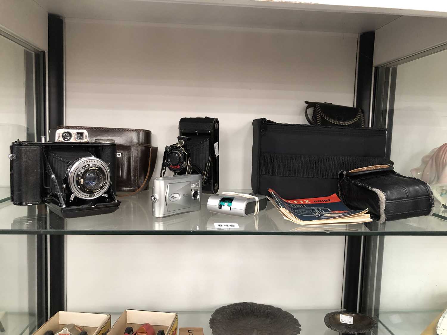 Lot 846 - Kodak, Canon, Premier and other cameras with...