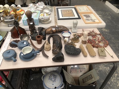 Lot 917 - Ethnic wooden heads and other tribal items, a...