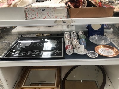 Lot 938 - Royal memorabilia to include a silver jubilee...