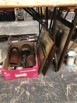 Lot 948 - Brass horse brasses on leathers, skimmers,...