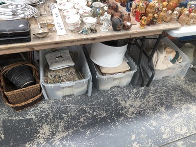 Lot 967 - Cushions, baskets, ladies hats together with...