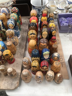 Lot 968 - A large collection of babuschka dolls