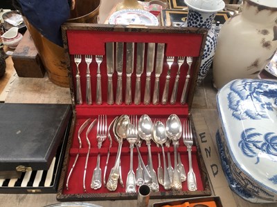 Lot 996 - Cased and loose electroplate cutlery, a dish...