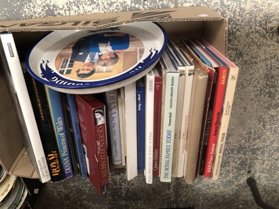 Lot 1001 - Royal memorabilia: books, jigsaw puzzles,...