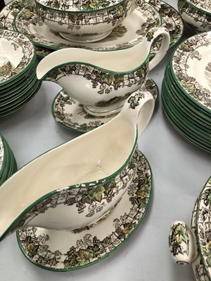 Lot 1144 - A Copeland Spode Byron pattern dinner service