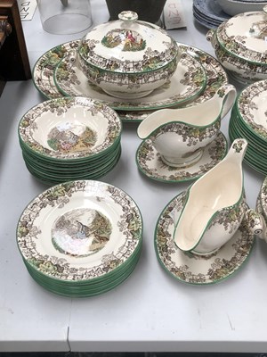 Lot 1144 - A Copeland Spode Byron pattern dinner service