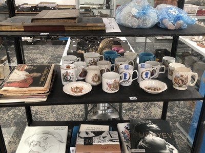 Lot 1158 - Royal memorabilia: mugs and printed magazines...