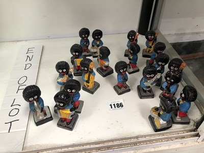 Lot 1186 - Fourteen Robertsons golly bandsman