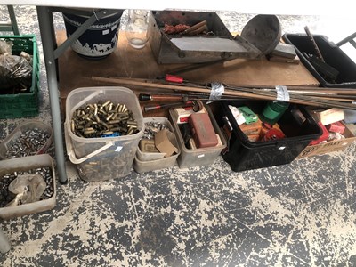 Lot 1195 - Cartridge and bullet loading equipment.