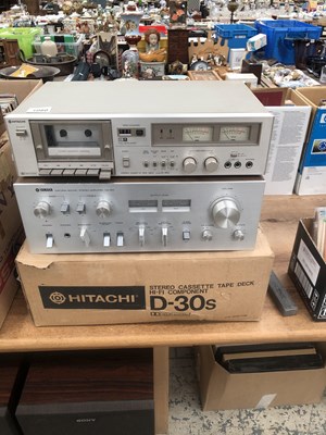 Lot 1080 - A Yamaha CA-610 amplifier and Hitachi D-30S...