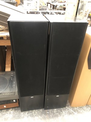 Lot 1088 - A pair of Heco speakers 'Superior 830'