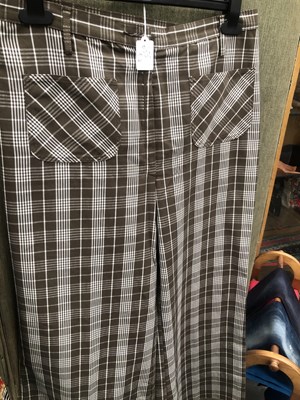 Lot 655 - Ladies clothes. A St Michael white Crimplene...