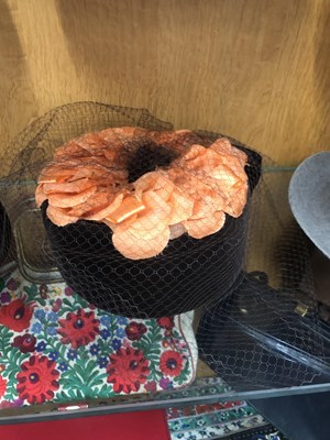 Lot 662 - Ladies hats and bags. A collection of vintage...