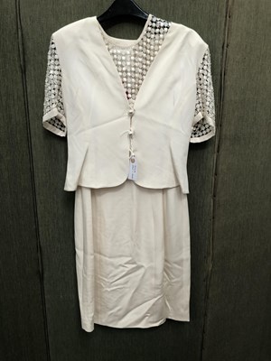 Lot 677 - Ladies clothing. Vintage Escada Couture. A...