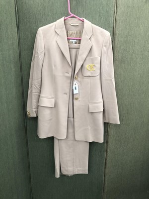 Lot 682 - Ladies clothing. Vintage Cerrutti club. A 100%...