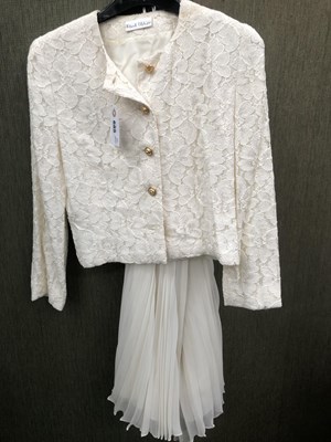 Lot 685 - Ladies clothing. Vintage Frank Usher cream...