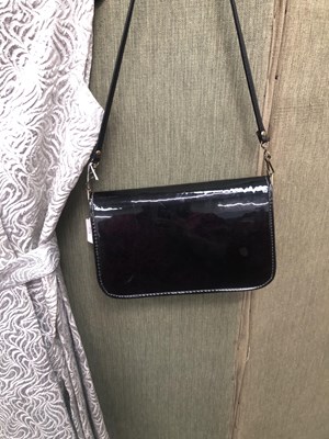 Lot 696 - Ladies clothing. Vintage silver metallic...