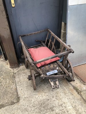 Lot 1323 - A dog cart.