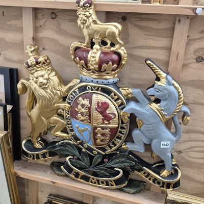 Lot 1543 - A large cast royal armorial crest.