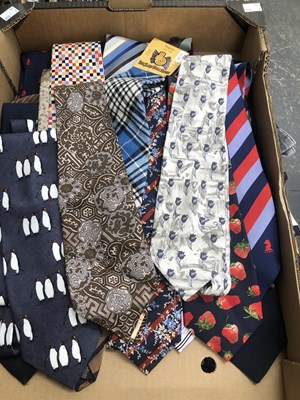 Lot 651a - A quantity of ties to include London tie rack,...