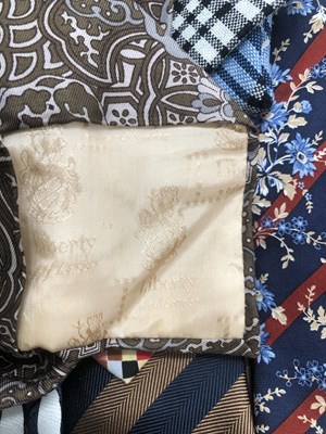 Lot 651 - A quantity of ties to include London tie rack,...