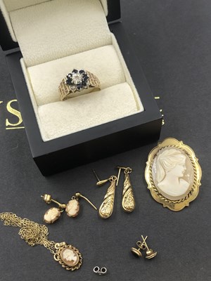 Lot 573 - 9ct hallmarked jewellery and 9ct assessed...