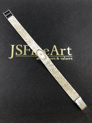Lot 633 - A 9ct hallmarked white gold ladies' Jean Renet...