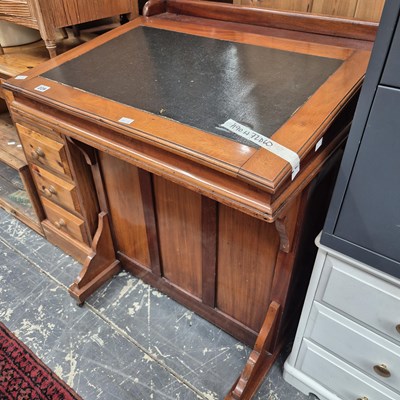 Lot 229 - A davenport desk 72 x 60 x 90 cm high