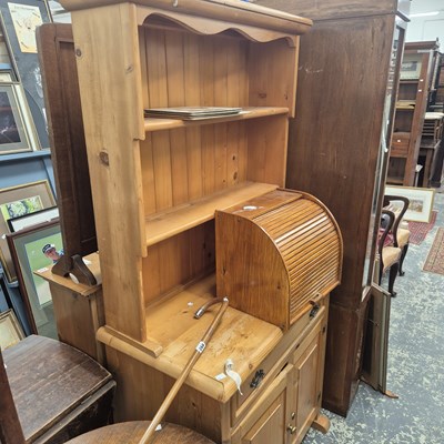 Lot 266 - A small pine dresser and a pine bread bin.