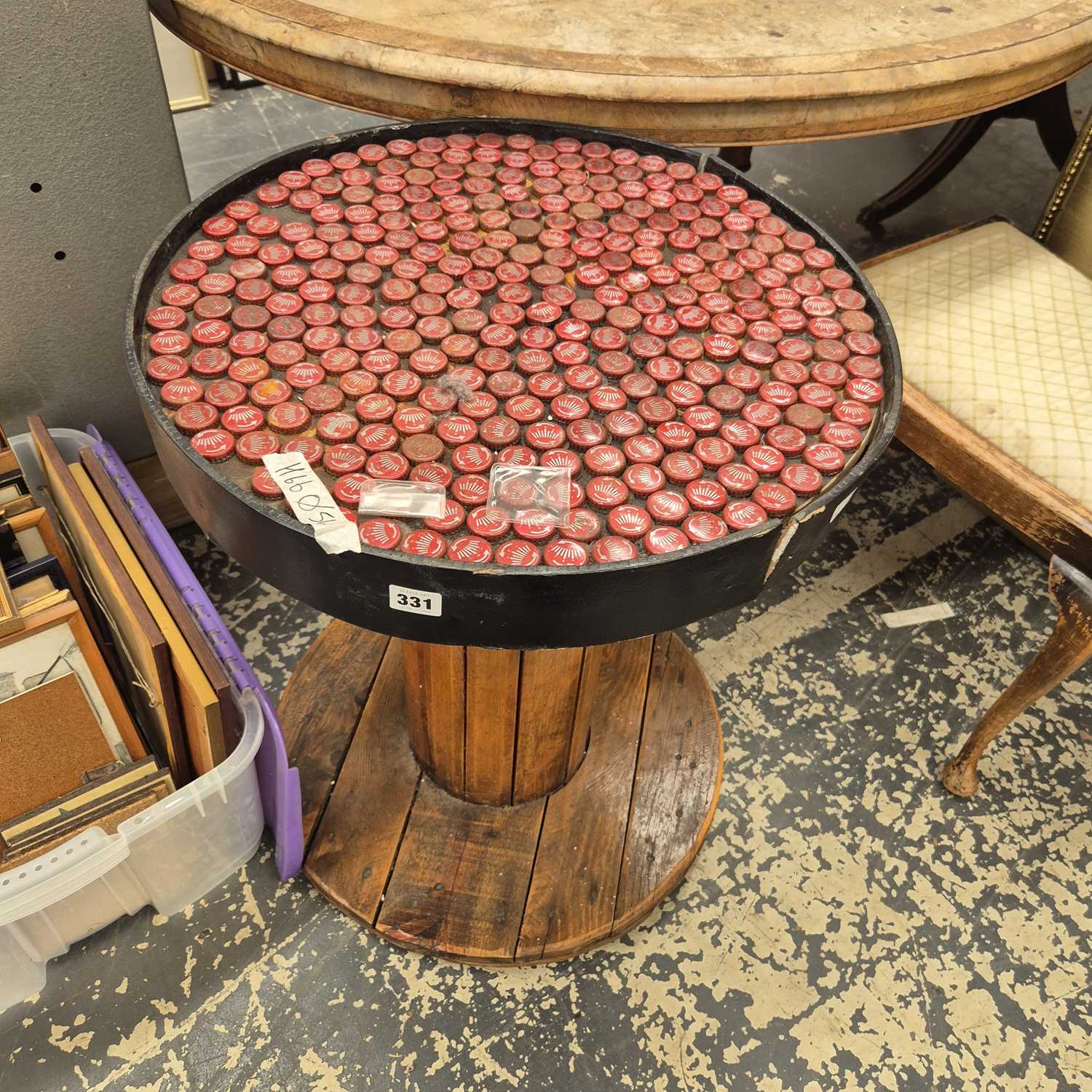 Lot 331 - A bar table