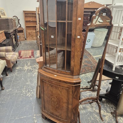 Lot 376 - A corner cabinet