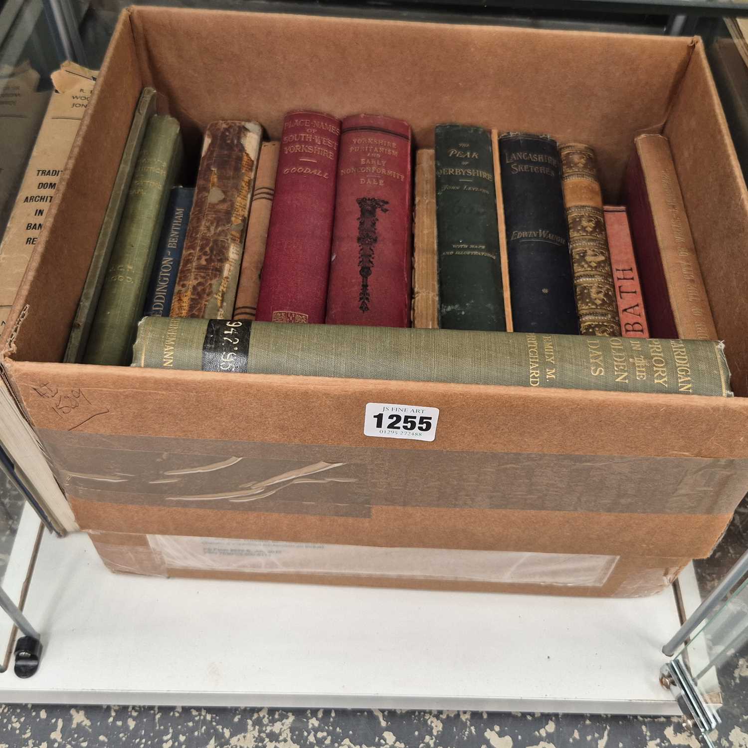 Lot 1255 - Books: town and regional histories, local...