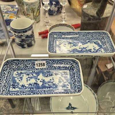 Lot 1258 - A pair of Japanese Arita blue and white...