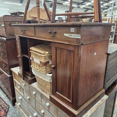 Lot 410 - A small mahogany pedestal desk /dressing table.