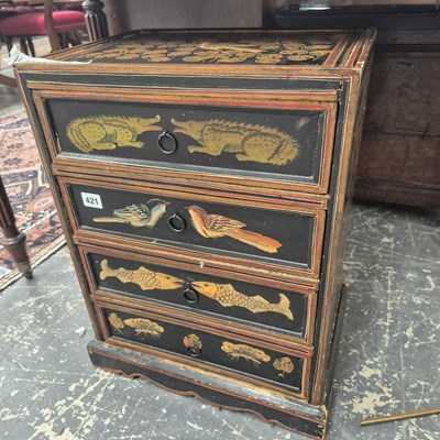 Lot 421 - A decorative small four-drawer collectors'...
