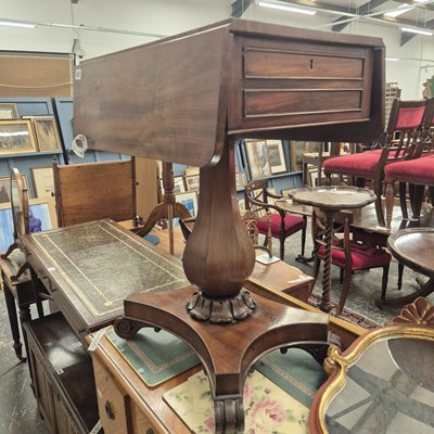 Lot 437 - A William IV mahogany work table