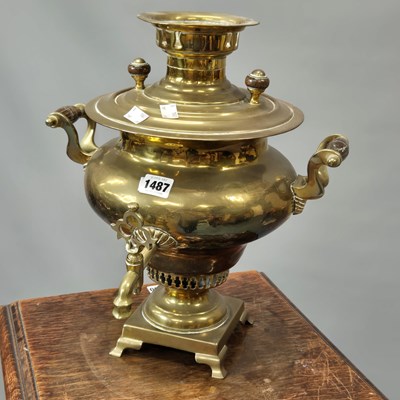 Lot 1487 - A brass samovar converted into a table lamp
