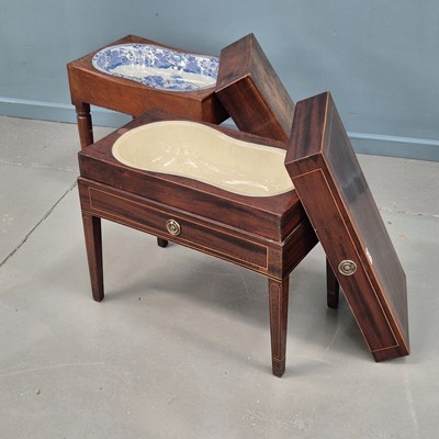Lot 39 - 19th Century mahogany Bidet containing a...