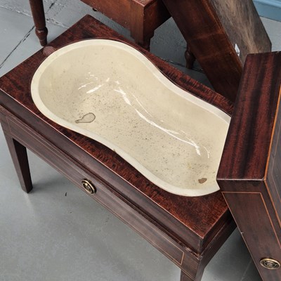 Lot 39 - 19th Century mahogany Bidet containing a...