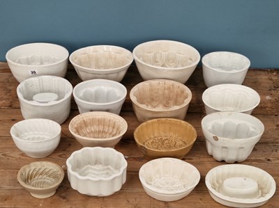 Lot 20 - A large collection of antique and later...
