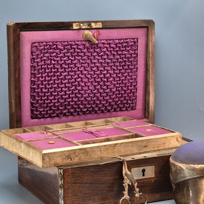 Lot 89 - An interesting group of sewing items, includes...