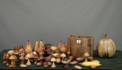 Lot 9 - A large collection of treen carved items,...